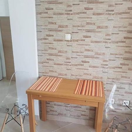 Sabljak Корнич Экстерьер фото